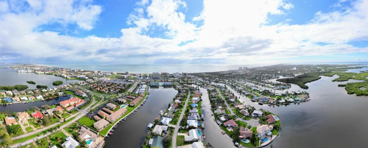 Dolphin Cove In Cocoa Beach Fl Extérieur photo